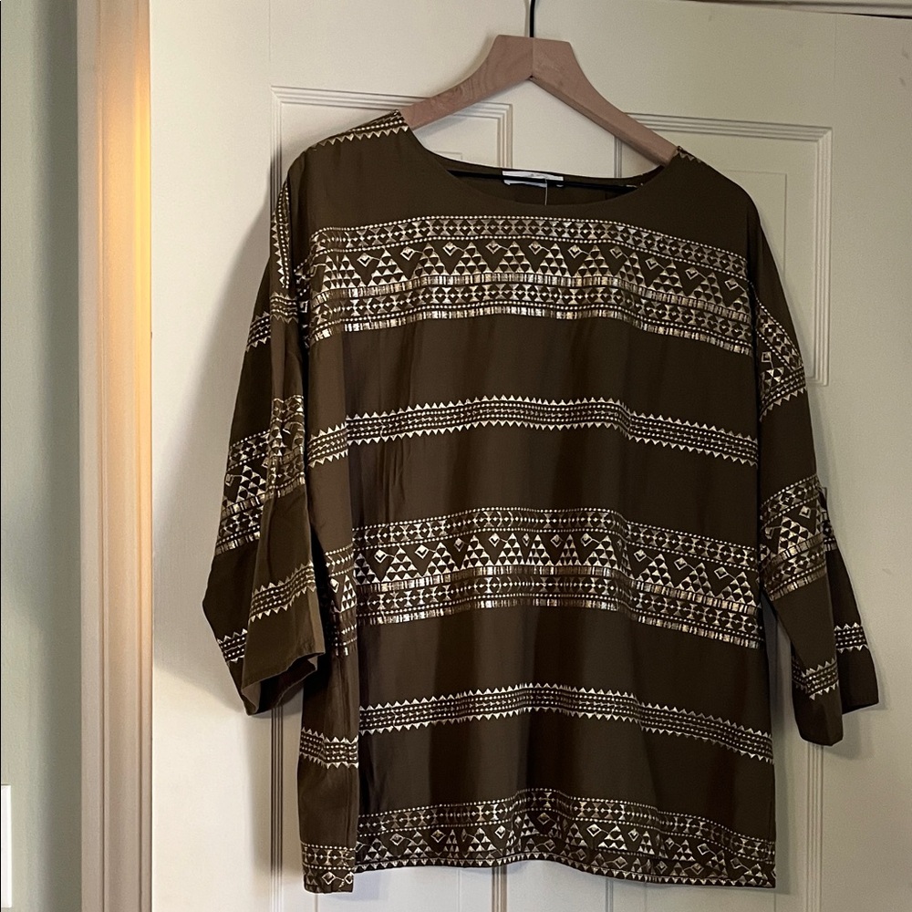 J. Jill Geometric Olive Blouse with Gold Thread Embroidery. Sz L. Brand new